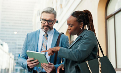 Navigating Executive & Professional Liability Insurance: The Right Broker Partner Gives You a Competitive Edge